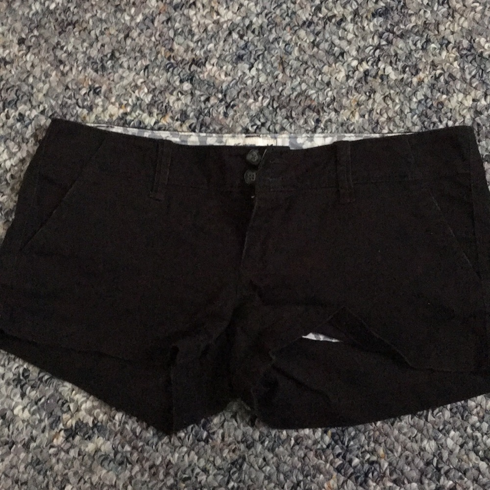 American Eagle black shorts